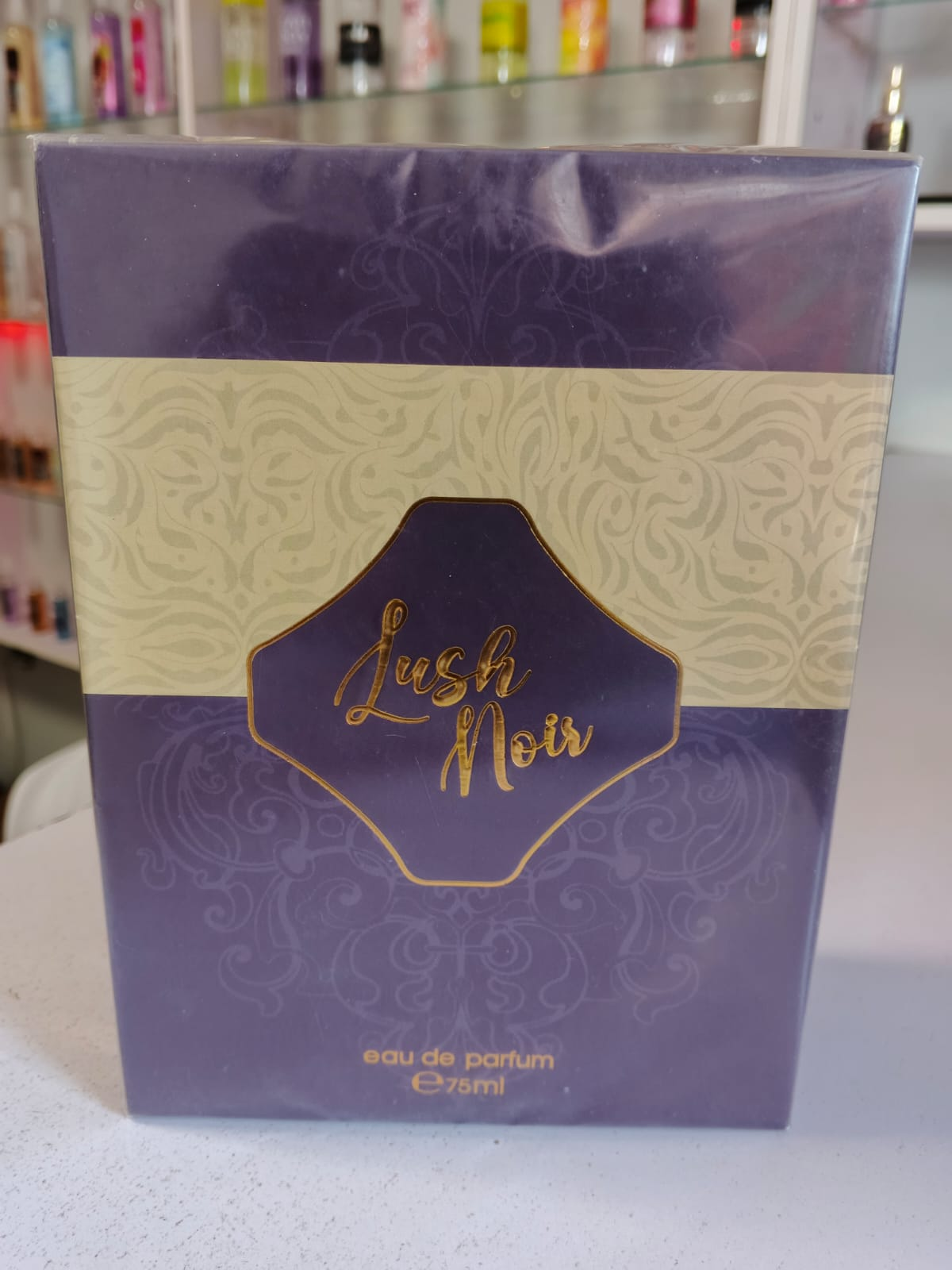 Lush Noir Eau de Parfum